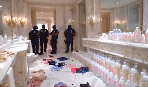 Diễn biến nóng vụ Diddy: Luật sư đáp trả nguồn gốc 1000 chai dầu baby